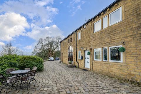 3 bedroom terraced house for sale, The Wells, Stock Lane, Halifax, West Yorkshire, HX2