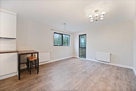 1 bedroom apartment for sale, Peakes House, 1 Cairns Avenue, London