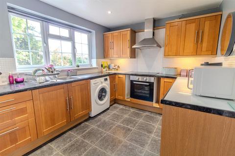 undefined, Mansfield Road, Mapperley Park, Nottingham