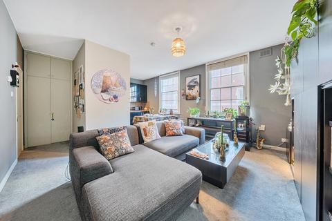 1 bedroom flat for sale, Battersea Square, Battersea, London, SW11