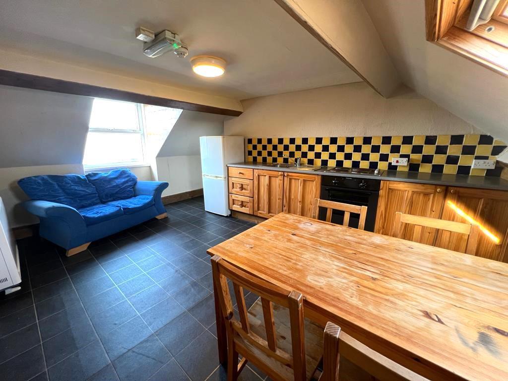 Lounge-Kitchen.jpg