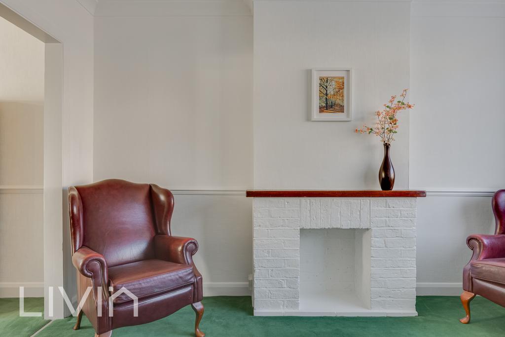 214 Harrington Road, SE25 - 4