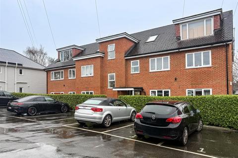 2 bedroom flat to rent - Haweswater Court, Southampton
