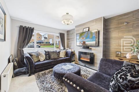 4 bedroom semi-detached house for sale, Dyson Close, Rugby CV21