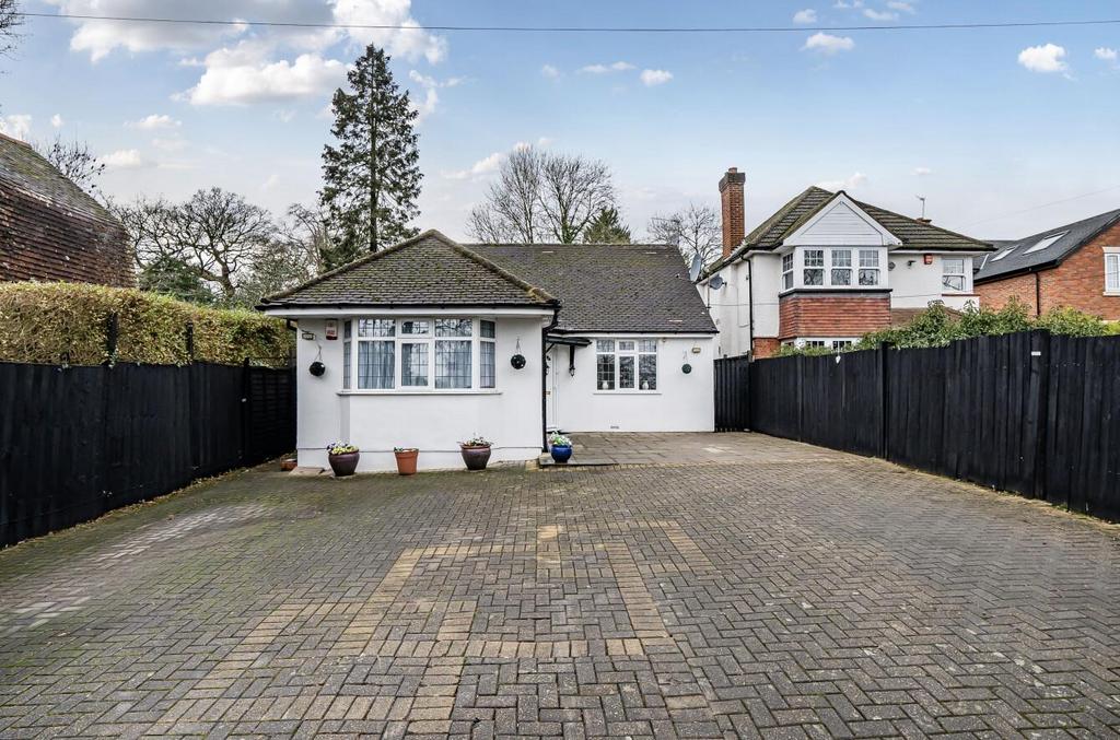 Davidson Frost-Wellings, DFW, Clamp Hill, Stanmore
