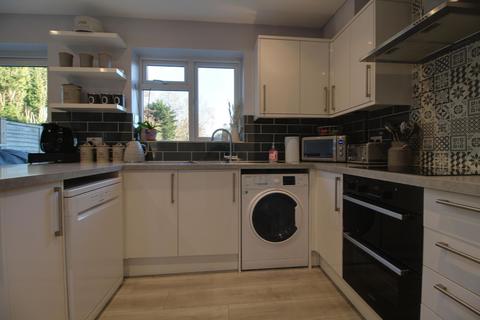 3 bedroom semi-detached house for sale, The Pasture, Ashford TN24
