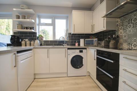 3 bedroom semi-detached house for sale, The Pasture, Ashford TN24