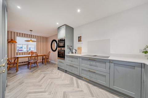 undefined, Perrinsfield, Lechlade, Gloucestershire, GL7