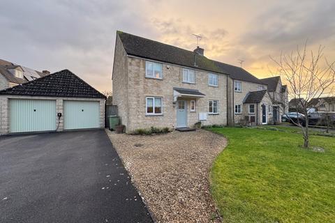 4 bedroom detached house for sale, Perrinsfield, Lechlade, Gloucestershire, GL7