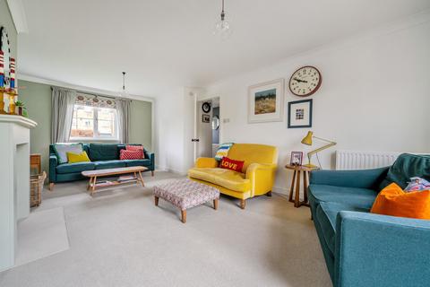 4 bedroom detached house for sale, Perrinsfield, Lechlade, Gloucestershire, GL7