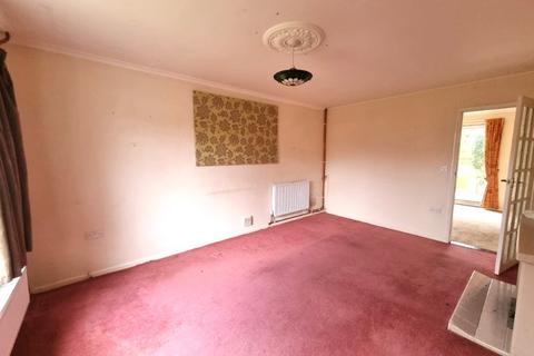 3 bedroom detached house for sale, St Peters Close, Henley, IP6