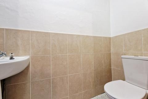 2 bedroom terraced house to rent, Tulketh Road, Preston PR2