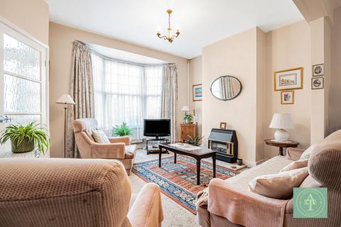 3 bedroom terraced house for sale, Park Road, Southgate, London, N14