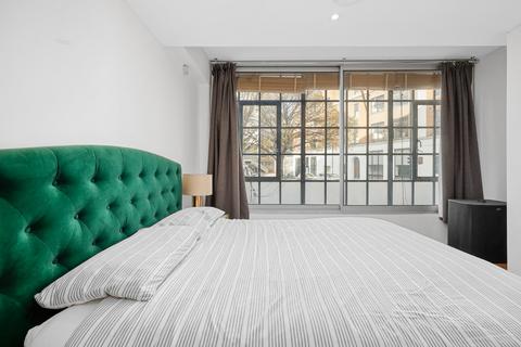 1 bedroom flat for sale, St. John Street, London, EC1V