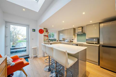 2 bedroom terraced house for sale, Kirdford Road, Arundel