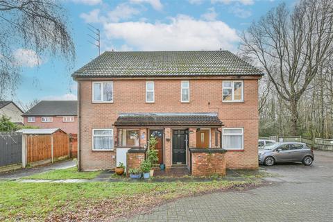 1 bedroom maisonette for sale, Abenberg Way, Hutton, Brentwood
