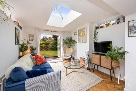 3 bedroom flat for sale, New Church Road, Hove