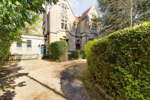 2 bedroom apartment to rent, Bath Road, Reading, Berkshire, RG1