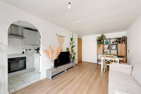 1 bedroom apartment for sale, Riverside Close, London, E5