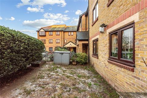 1 bedroom apartment for sale, Riverside Close, London, E5