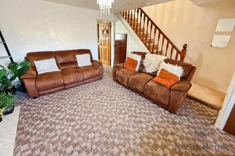 3 bedroom semi-detached house to rent, Hawthorne Avenue, Staffordshire ST4