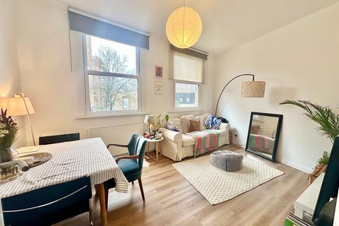 2 bedroom apartment to rent, London N1