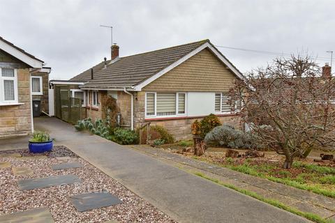 2 bedroom detached bungalow for sale, Sydney Close, Newport PO30