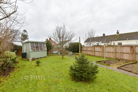 2 bedroom detached bungalow for sale, Sydney Close, Newport PO30