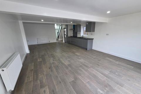 3 bedroom house for sale, The Radleys, Birmingham B33