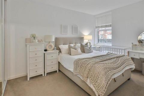 1 bedroom flat for sale, Ingrave House, Brentwood CM15