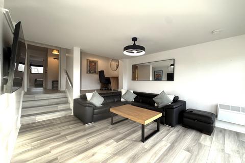 2 bedroom flat to rent, Carrick Quay, Clyde Street, Waterfront