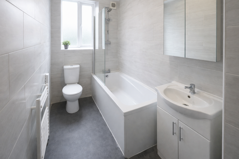 2 bedroom apartment to rent, Classic Mansions, London, E9