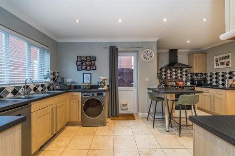 4 bedroom link detached house for sale, Woodpecker Close, Stowmarket IP14