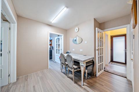 3 bedroom terraced house for sale, Greenway, Pinner