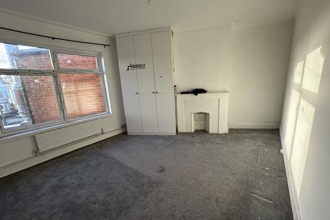 undefined, Beehive Lane, ILFORD IG4