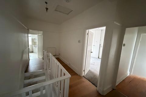 undefined, Beehive Lane, ILFORD IG4