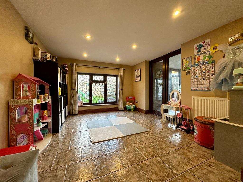 Playroom/Reception