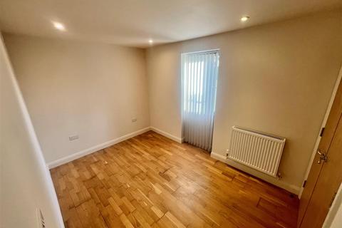 1 bedroom flat to rent, Whaddon Road Cheltenham