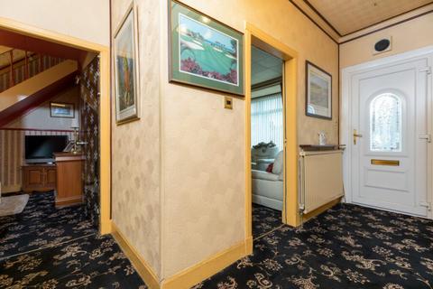 4 bedroom semi-detached bungalow for sale, Leebank Drive, Netherlee
