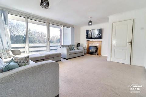 2 bedroom flat for sale, Park Hall Close, Walsall, WS5 3HQ