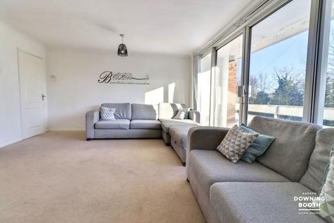 2 bedroom flat for sale, Park Hall Close, Walsall, WS5 3HQ