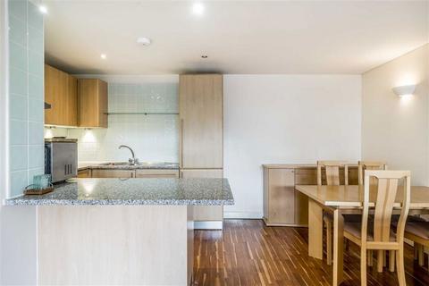 2 bedroom flat for sale, Britton Street, London EC1M