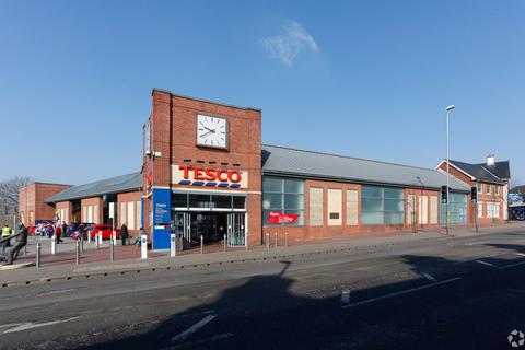 Shop to rent, North St Hailsham BN27 1DN