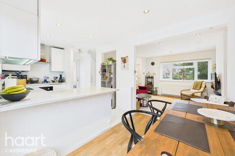 3 bedroom semi-detached house for sale, Macaulay Avenue, Great Shelford, Cambridge