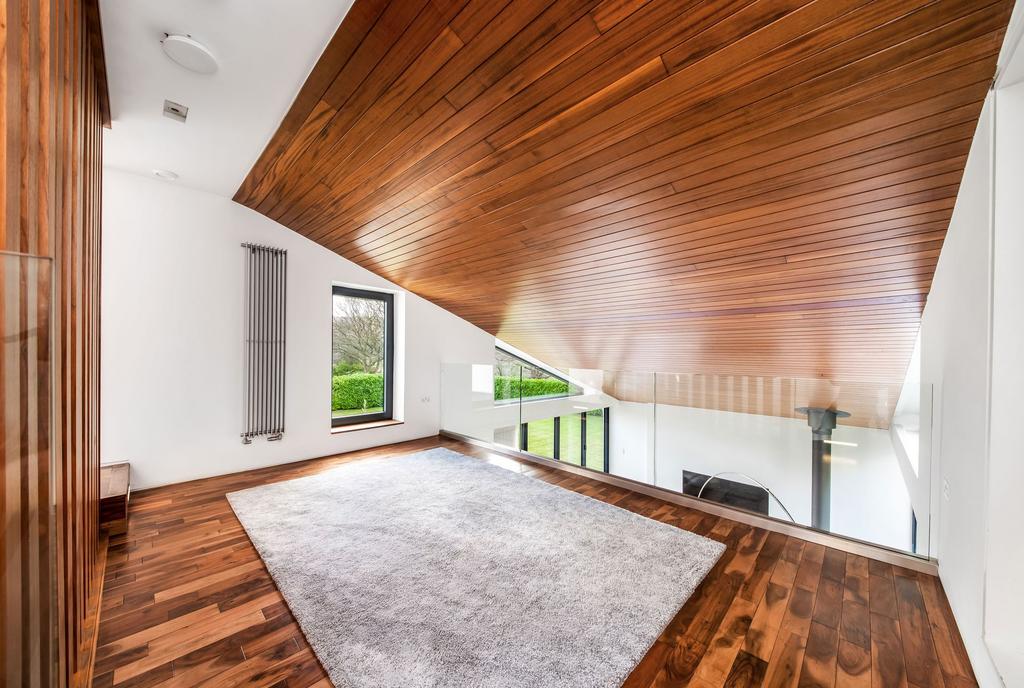 First floor landing