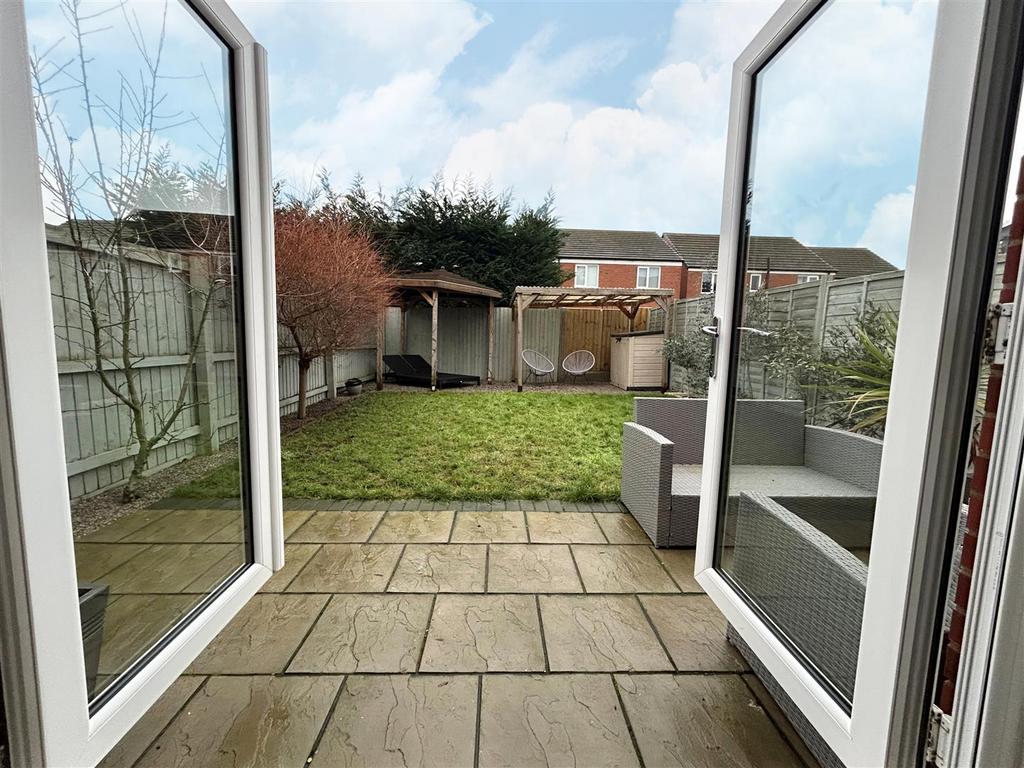 Garden 2.jpg