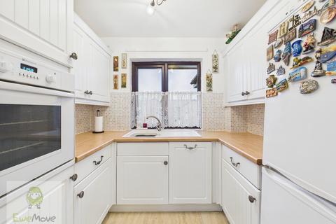 2 bedroom maisonette for sale, Warblers Close, Strood, Rochester, ME2 3ED