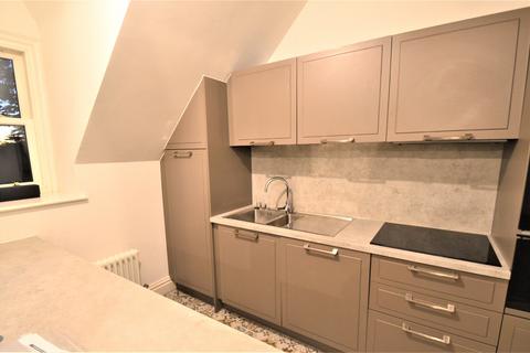 2 bedroom flat to rent, King Edwards Square, Sutton Coldfield, West Midlands, B73