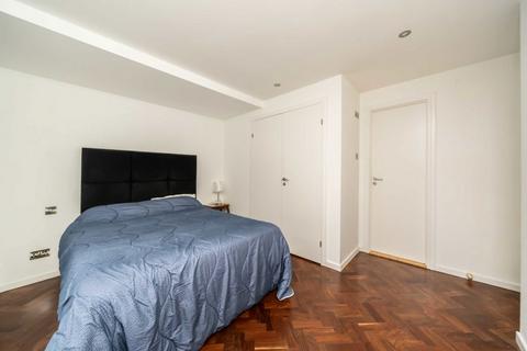 1 bedroom flat for sale, Lambs Conduit Street, London WC1N