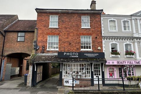 2 bedroom apartment to rent, High Street, Marlborough, SN8